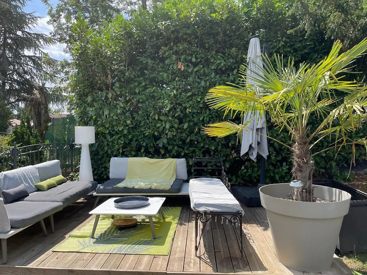 Homestay Chambre Calme Ouest Lyonnais Apartment Lentilly France